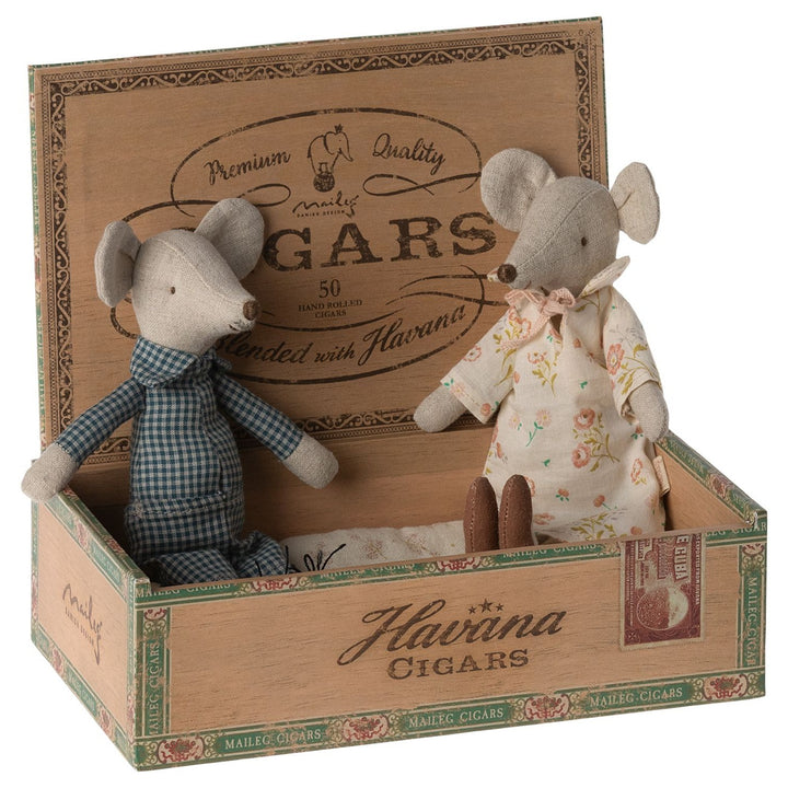 Maileg Grandma and Grandpa Mice in Cigarbox image 0