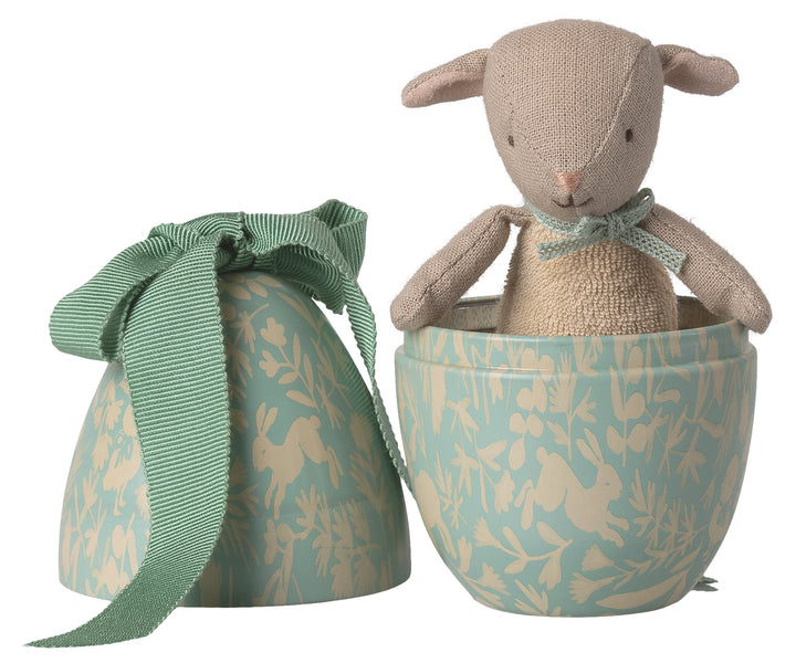 Maileg Easter egg with micro lamb, Small - Dusty mint