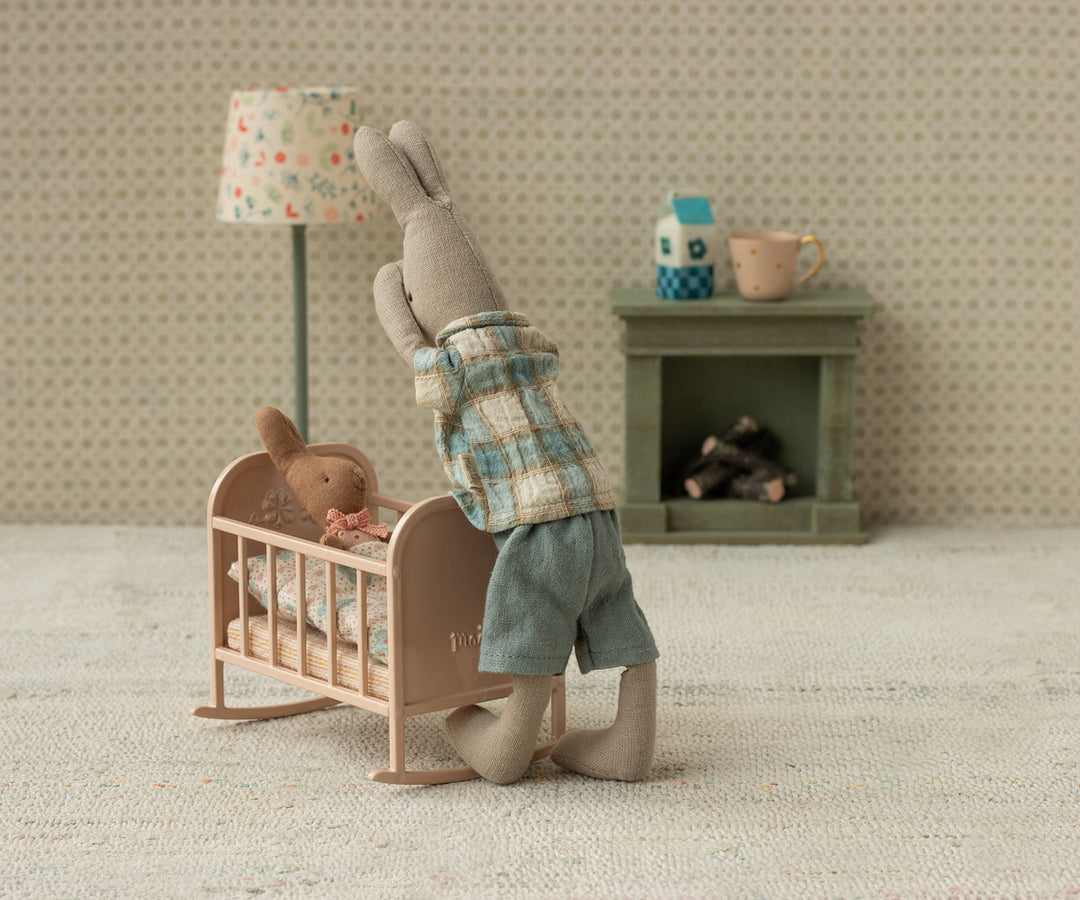 Maileg Rabbit Size 1, Classic - Shirt and Shorts image 1