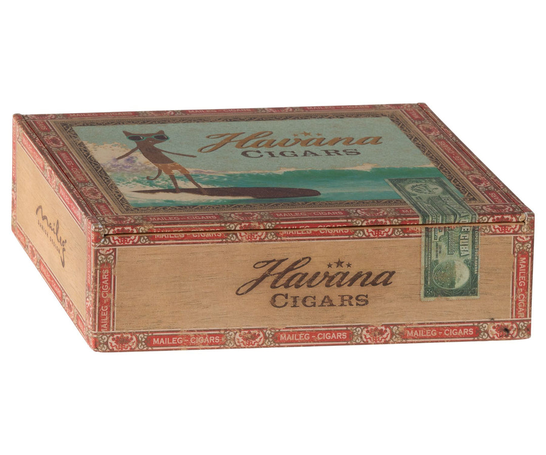 Maileg Mum and Dad Mice in Cigar Box image 3
