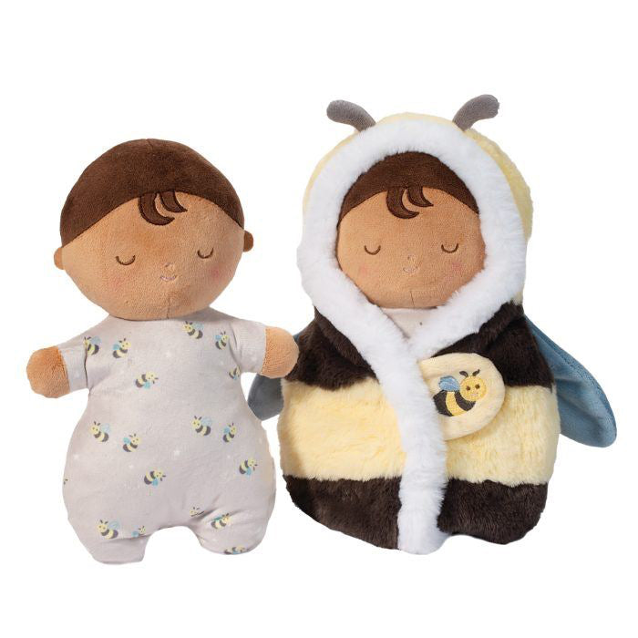 Baby Bee Hug image 0