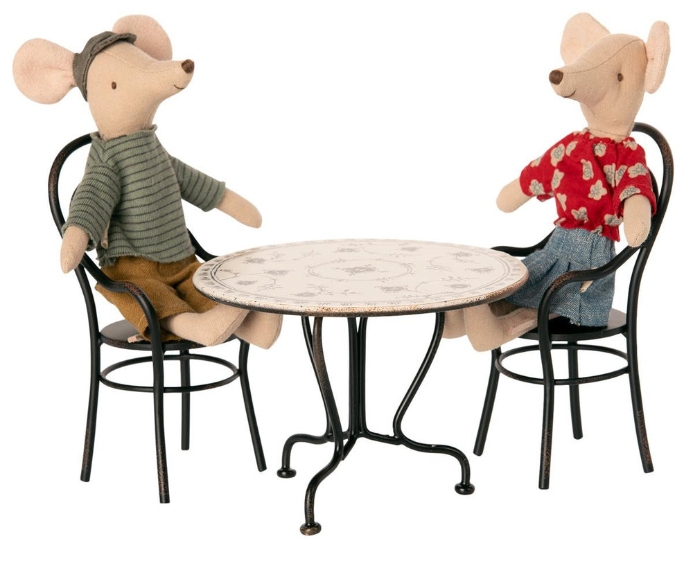 Maileg Dining Table with Chairs image 1