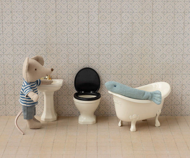 Maileg Water Closet, Mouse image 1