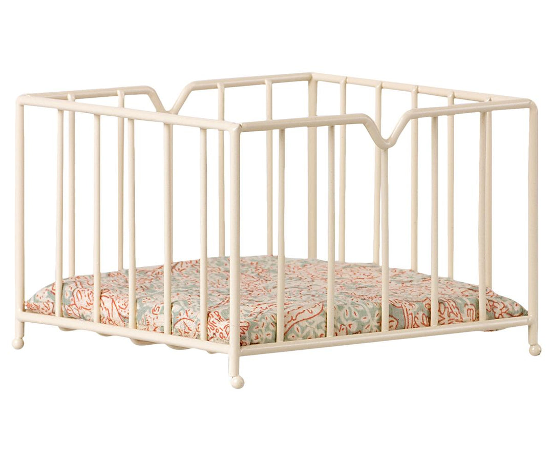 Maileg Micro Playpen image 0