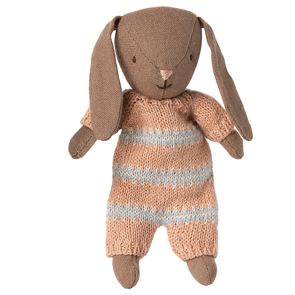 Maileg Bunny, Micro - Brown - Dusty rose knitted suit image 0