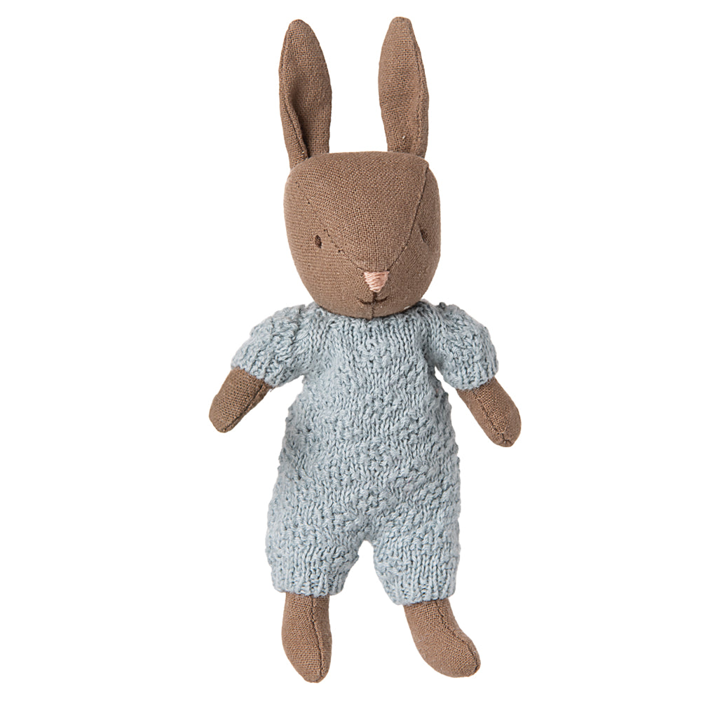 Maileg Rabbit, Micro - Brown - Blue knitted suit image 0