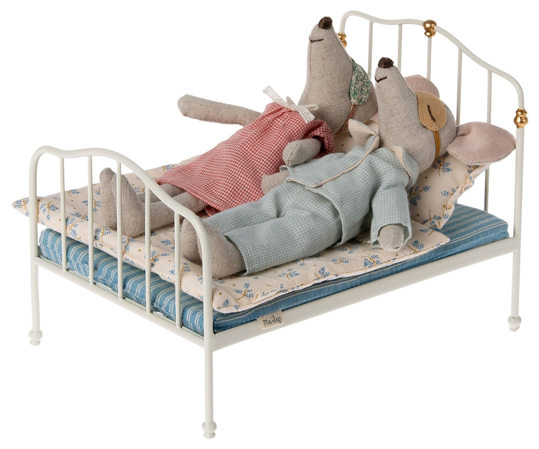 Maileg Mouse Bed - Off-White image 1