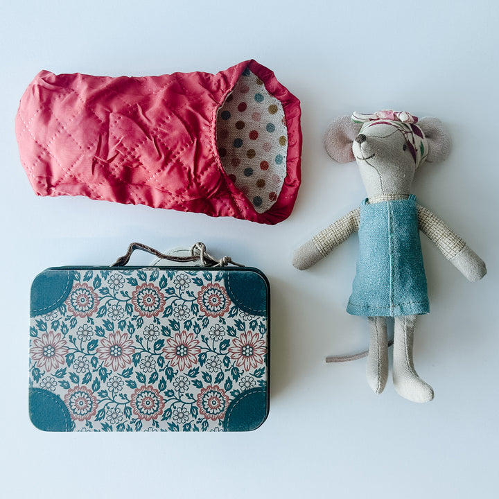 Maileg Hiker Girl, Big Sister with Free Suitcase image 4