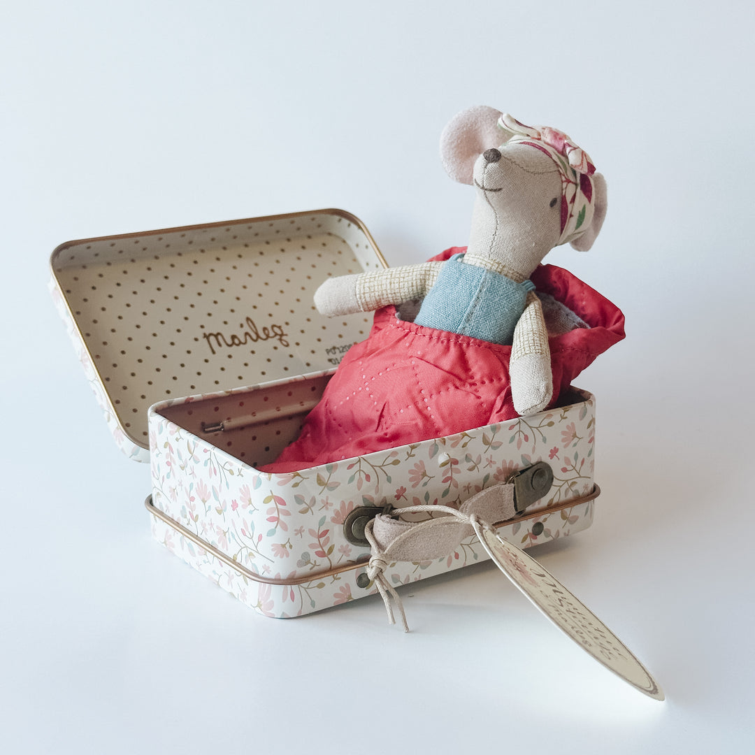 Maileg Hiker Girl, Big Sister with Free Suitcase image 7