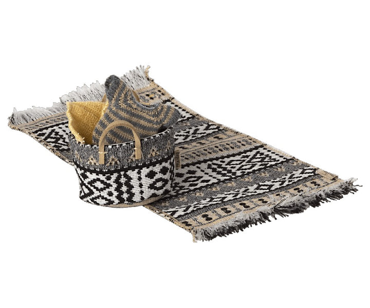 Maileg Small Basket image 2