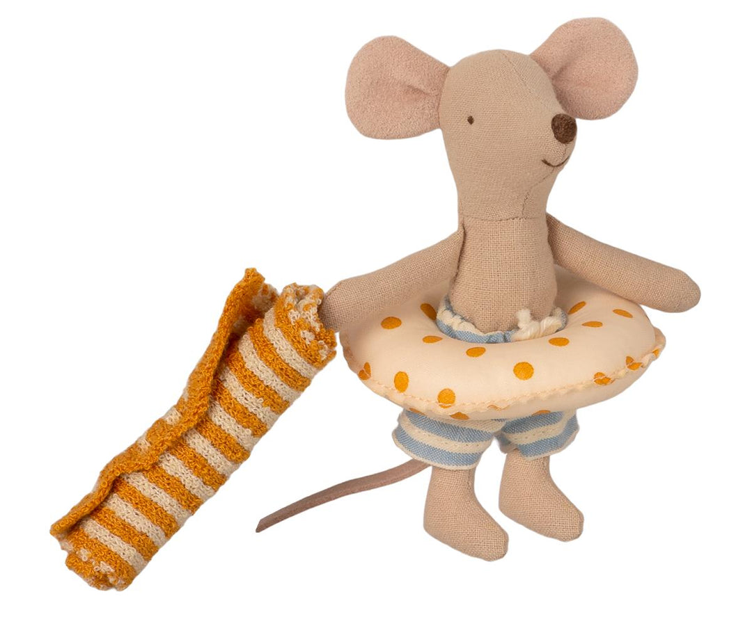 Maileg Little Brother Beach Mouse in Cabin de Plage image 2