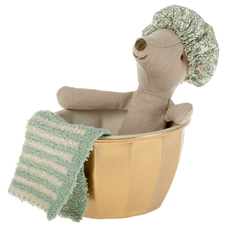 Maileg Wellness Mouse image 0