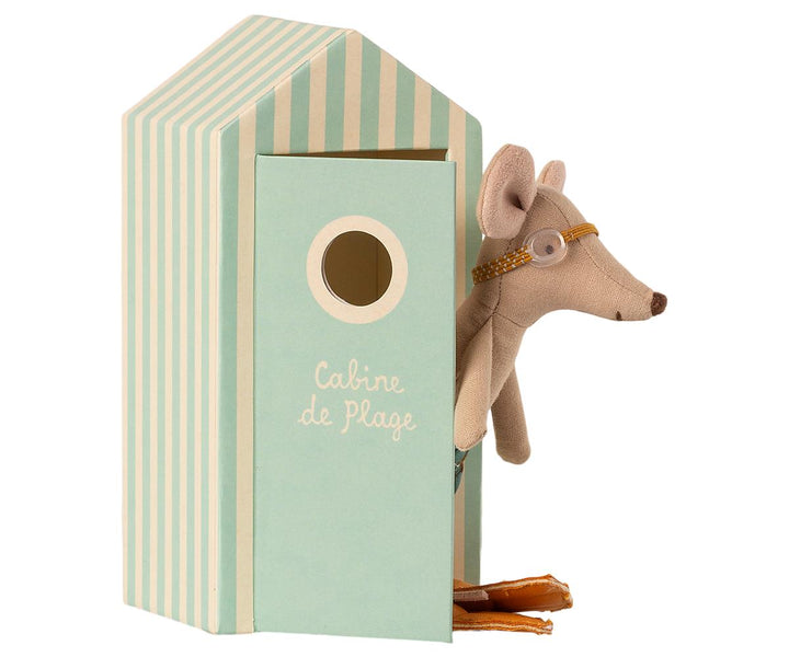 Maileg Big Brother Beach Mouse in Cabin de Plage image 2
