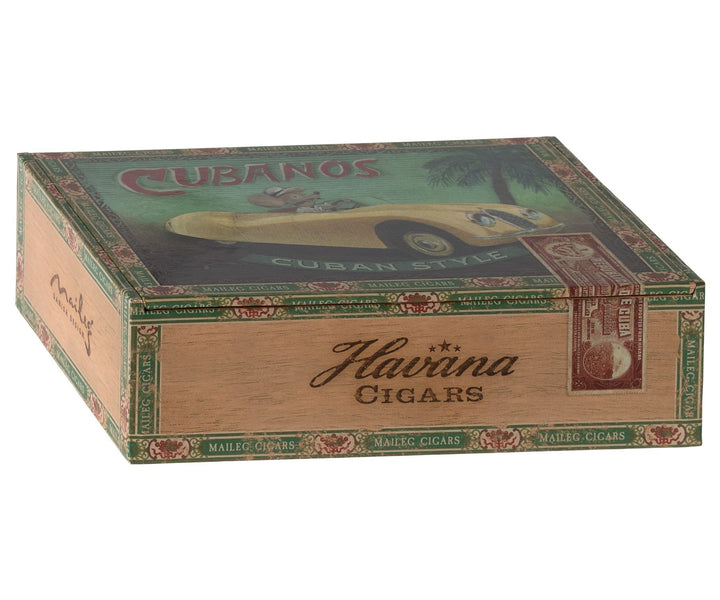 Maileg Grandma and Grandpa Mice in Cigarbox image 3