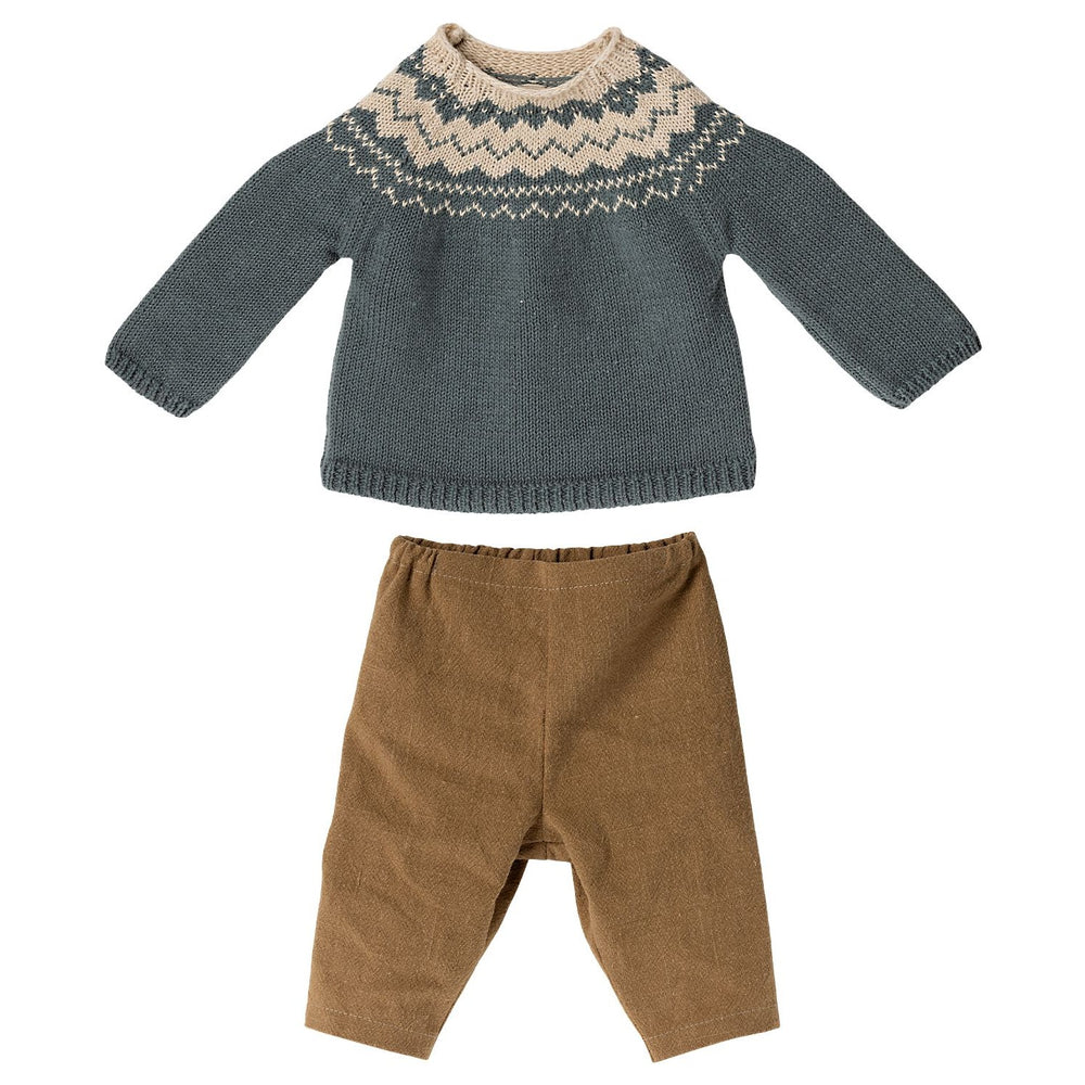 Maileg Rabbit Size 5, Pants and Knitted Sweater image 1
