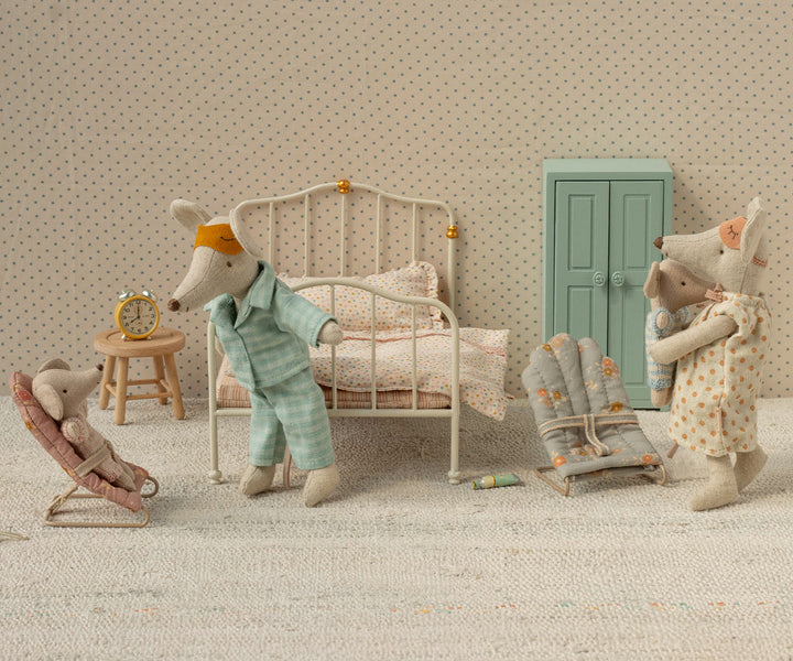 Maileg Pyjamas, Dad mouse - Mint/sand image 1