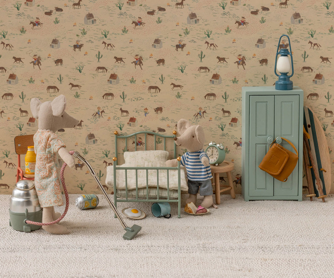 Maileg Vintage single bed, Mouse - Mint image 1