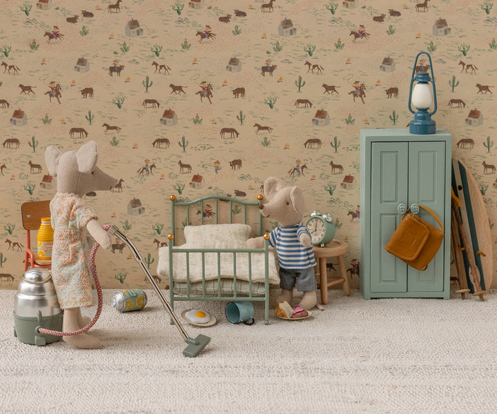 Maileg Vintage single bed, Mouse - Mint image 1