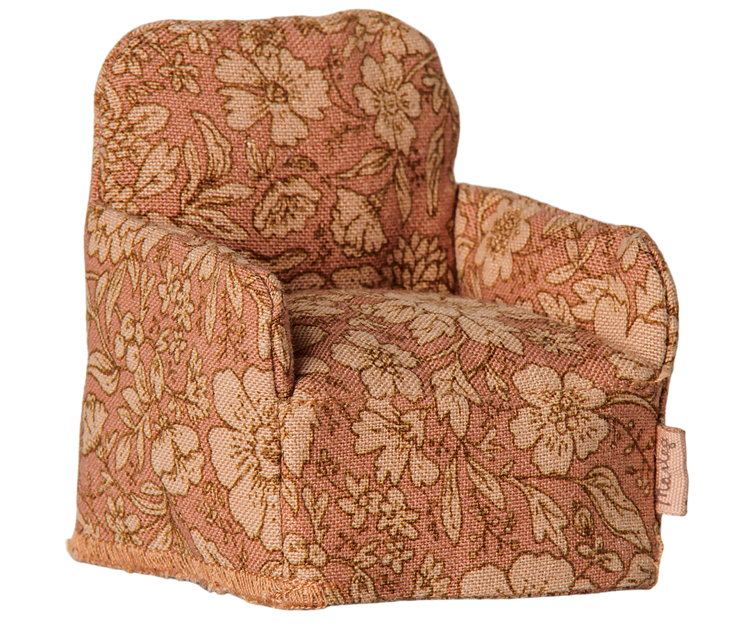 Maileg mouse folding chair in a dusty rose floral print, designed as miniature furniture for the Mouse Hole Farmhouse.