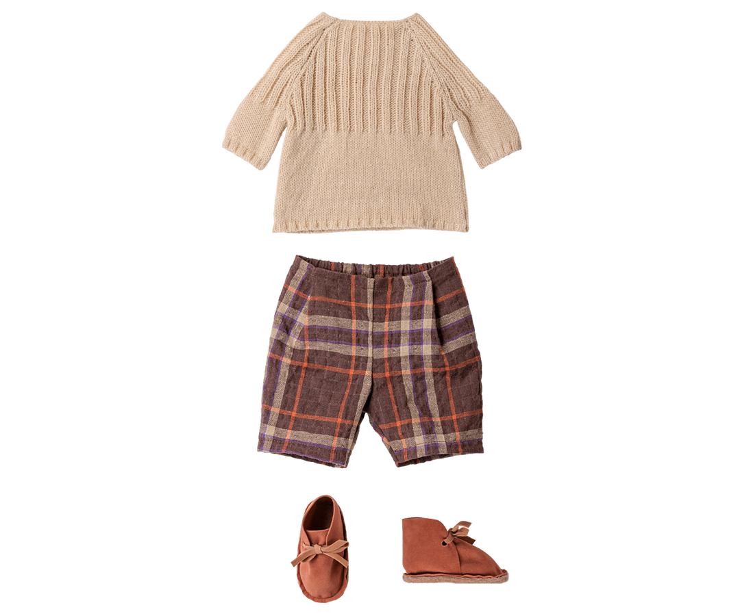 Maileg size 4 rabbit and bunny clothing set with an off-white knitted sweater, plaid pants, and brown fabric shoes.